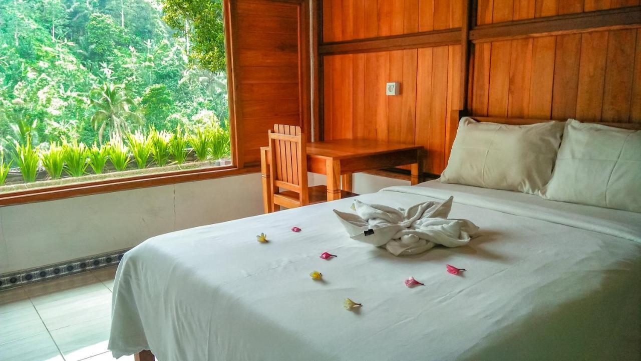 Buda'S Homestay Lemukih بوليلينغْ المظهر الخارجي الصورة